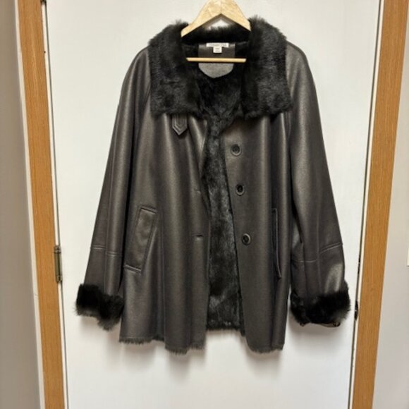 GEORGEOUS LIKE NEW COLDWATER CREEK WOMENS FAUX LEATHER/FUR COAT. SZ. 18 ($299) - Picture 2 of 6